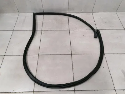 Ferrari Purosangue F175 Door Seal 880280 Door Seals RH FRONT DOOR FRONT RE