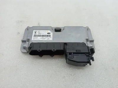 Ferrari 812 Superfast F152M Vehicle Lift ECU модул 328221 ECU