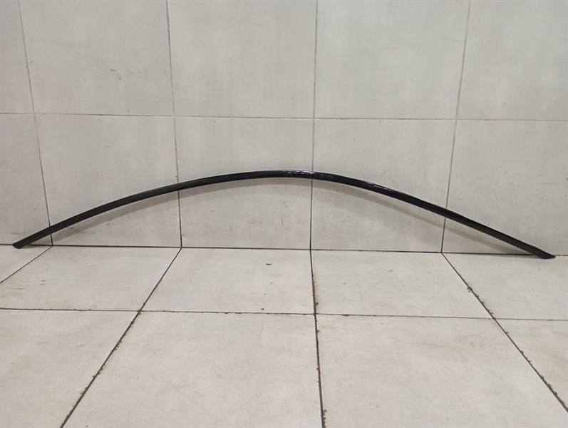 Ferrari 812 Superfast F152M Right Roof Moulding 88069500 Right Bar