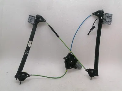 Ferrari FF F151 Right Front Door Winder 82127500 Front Right Window