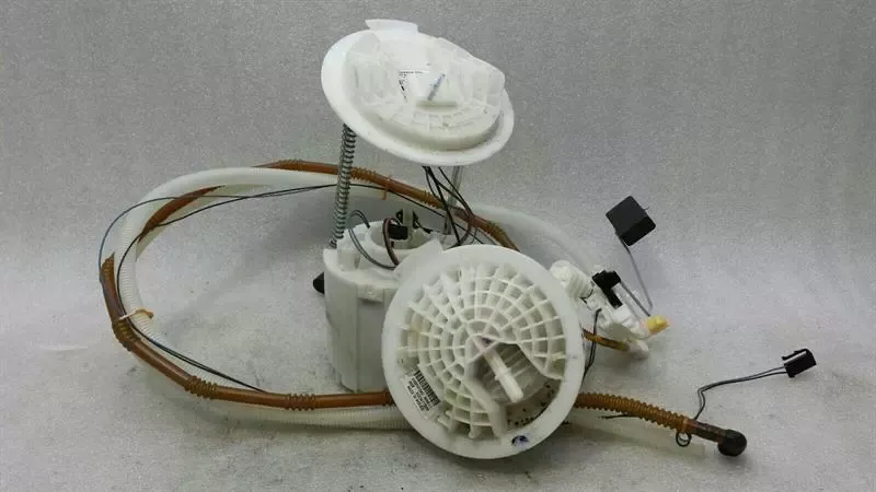 Dodge Charger 6.4 V8 Fuel Pump Electric 68047333AB Fuel Pump 04581410AC