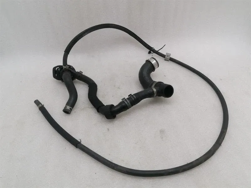Mercedes C63 AMG W204 additional cooling pump A2045000475 coolant pump pump