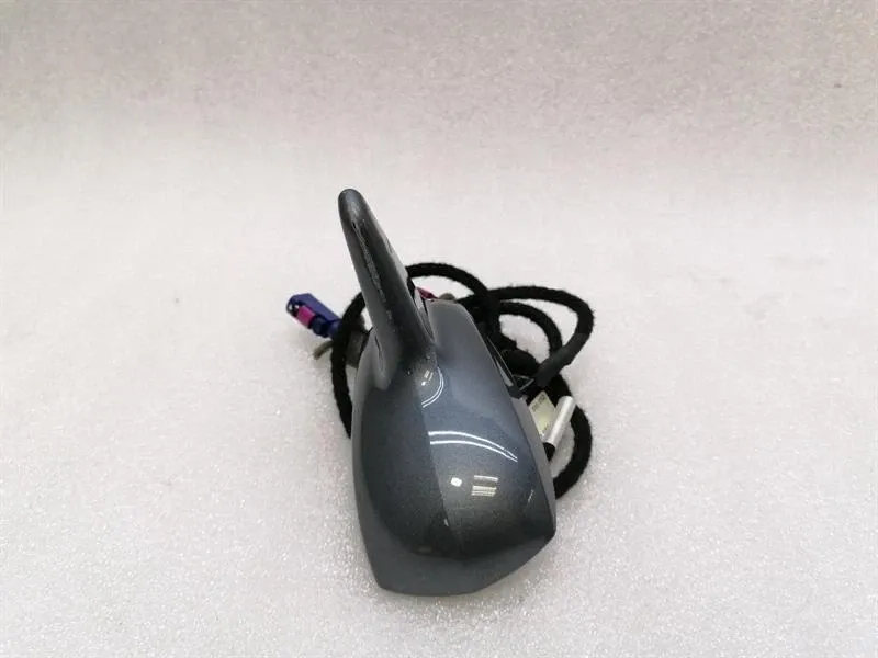 Mercedes E Class W211 Roof Antenna A2218202475 Roof Antenna