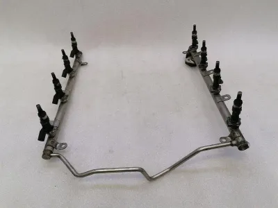 Mercedes ML W164 Fuel Rail A1560701595 Injection Strip Pipe Distributor M156 V8