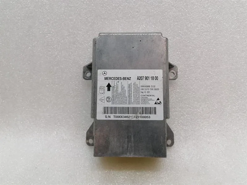 Mercedes C Class W204 Safety Module ECU A2079011800 Air Control Unit SRS
