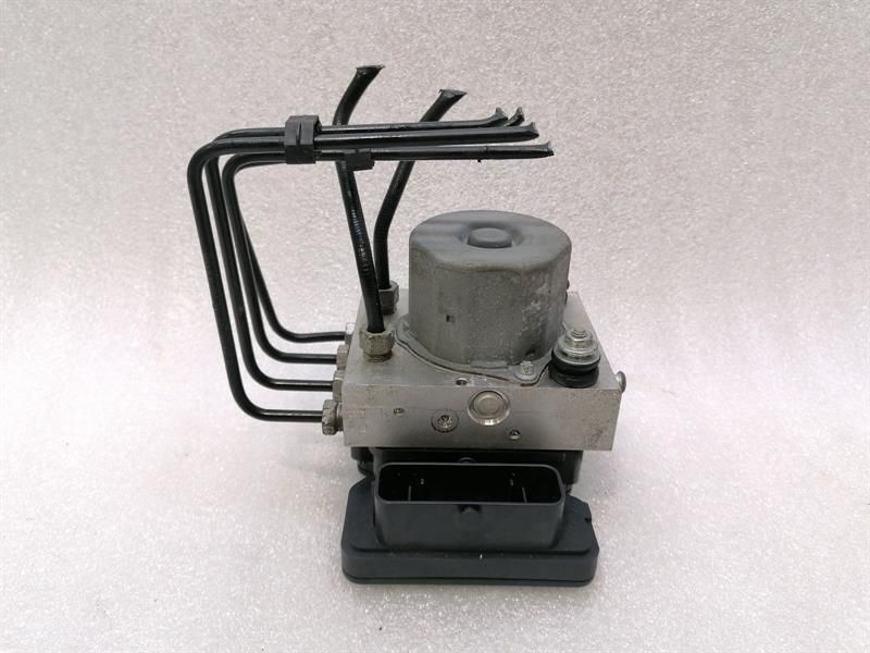 CHEVROLET CORVETTE C7 A.B.S Pump 23302684 ABS Pump HYDRAULIC BLOCK