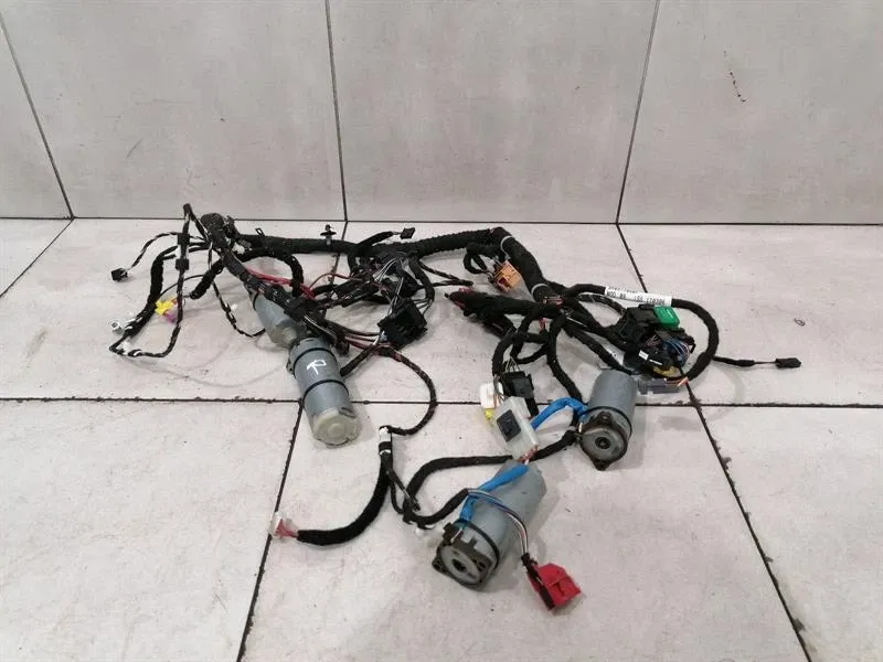 BENTLEY CONTINENTAL GT Right Seat Wiring with Motors 3W8971079J RIGHT HANDLE RHD