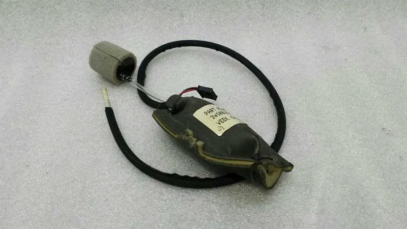 BENTLEY CONTINENTAL GT W12 Lumbar Reservor Valve 3W0881879 Valve