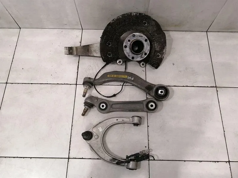 BMW 7 series F02 right front hub set 31216775768 wheel bearing housing front right
