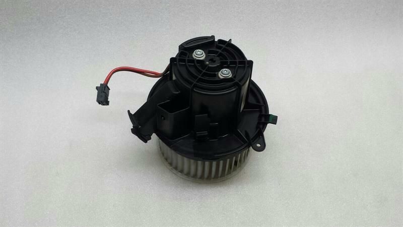 Mercedes C Class W204 RHD Heater Blower A2128200808 Right Handlebar
