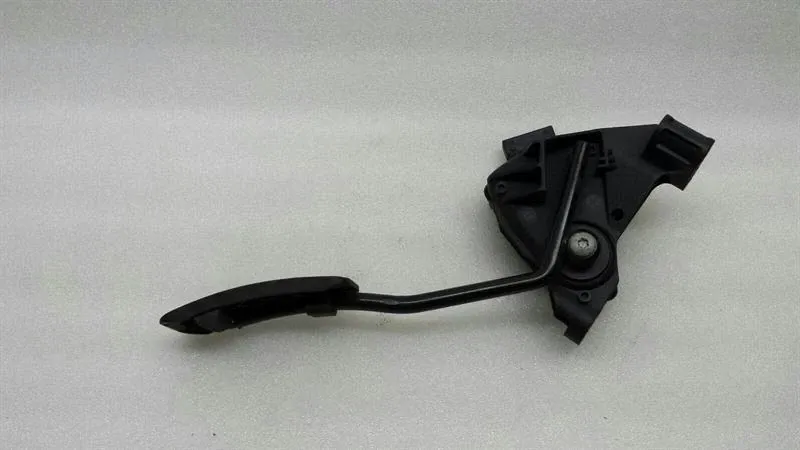 SAAB 9-3 Throttle Pedal (Electrical) 9186726 Throttle