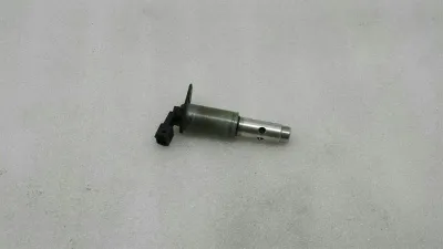 BMW 5 Series E60 Solenoid Valve 7516293 Vanos Solenoid Valve 535i