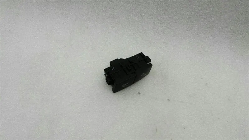 Mercedes E Class W212 Front Left Lock Switch A2048706310 Switch Lock