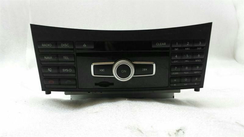 Mercedes W212 W207 Audio System Controller A2129006513 CD Player HEAD UNIT Comand