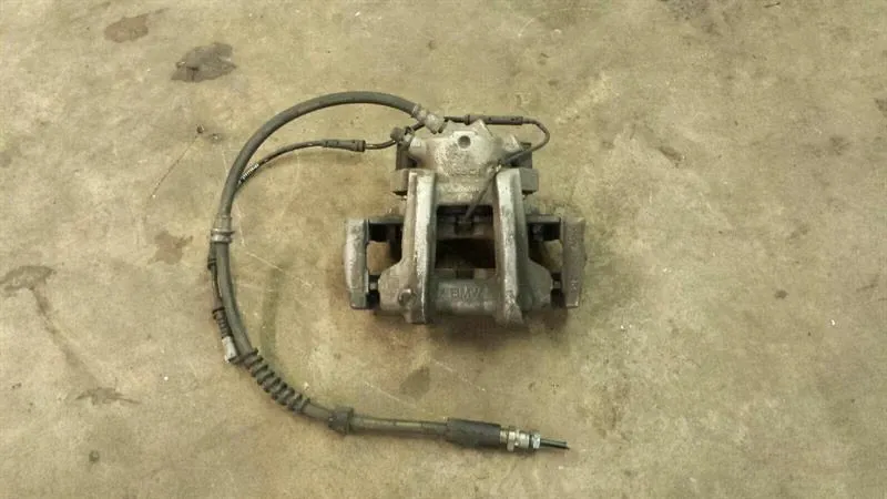 BMW 1 Series F21 F20 Brake Caliper Front Left 34116850643 Brake Calliiper Front Left