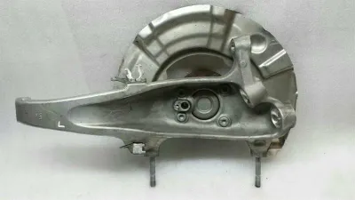 BMW 5 серия F10 M5 M6 главина предна лява 31212284053 Корпус на колесен лагер предна лява
