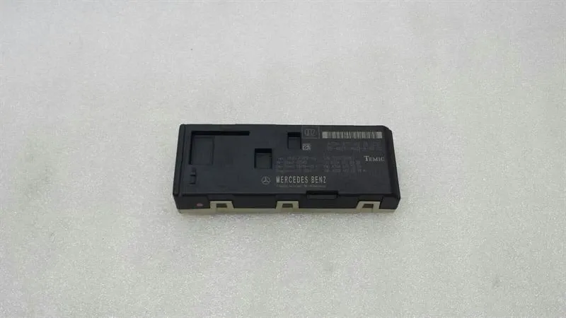 Mercedes C Class W204 Boat Lid Module A2048708926 Tailgate Control Unit