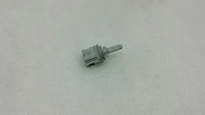 VOLKSWAGEN SCIROCCO 1K temperature sensor 1K0907543G temperature sensor