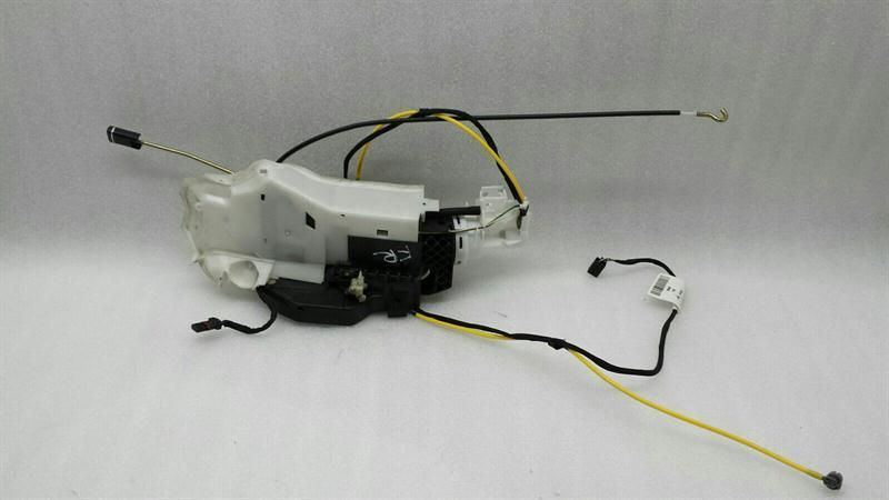 Mercedes SL R230 W230 door lock right A2307200435 right door lock