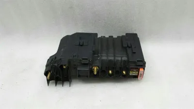 Mercedes S-class W221 fuse box A2215401250 fuse box unit relay