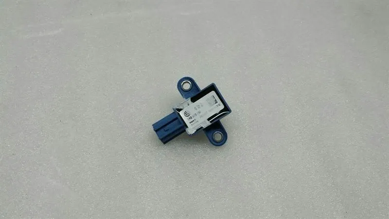 Volkswagen Scirocco 1K Crash Sensor 1K8955557 Impact Sensor
