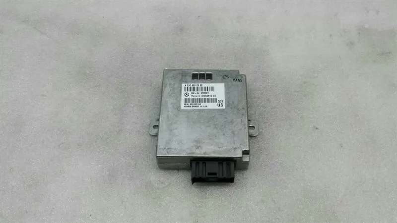 Mercedes SL R230 Voice Control Module A2308200285 Linguatronic Control Unit