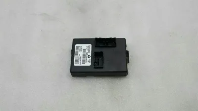 Jeep Cherokee rear gate lift module 05026480AN tailgate control unit SRT8 2013