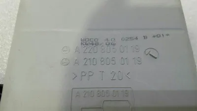 Mercedes SL R230 Вакуумен резервоар за седалка A2208050119 Контейнер за седалка