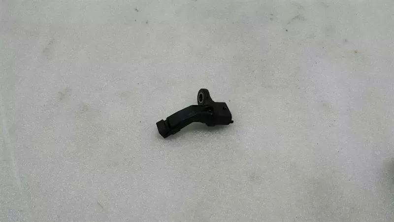 Mercedes CLA W117 Crankshaft Position Sensor A2709050600 Crankshaft Sensor M270