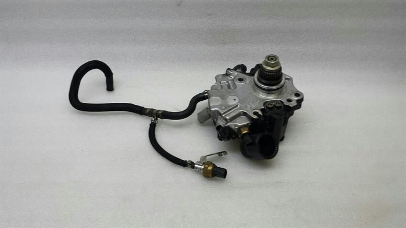 Mercedes E Class W212 W218 A6510700601 Fuel Pump Injection Pump High Pressure Pump