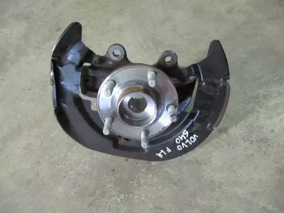 Volvo S40 Left Front Hub 30760282 Wheel Hub Front Left Wheel Bearing Housing
