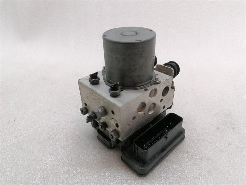 Porsche Taycan 9J A.B.S Pump 9J1614095R ABS Pump Hydraulic Block GTS