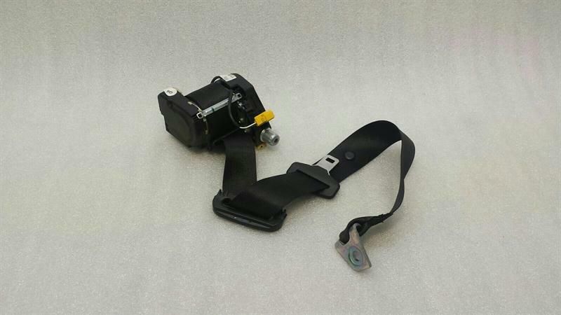 Mercedes S-class W221 rear seat belt A2218602885 seat belt rear right