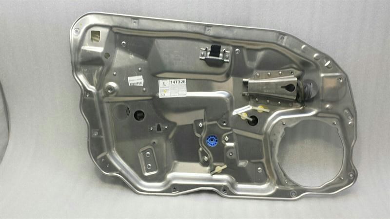 Mercedes W221 Left Front Door Winder A2217200146 Window Regulator Front Left