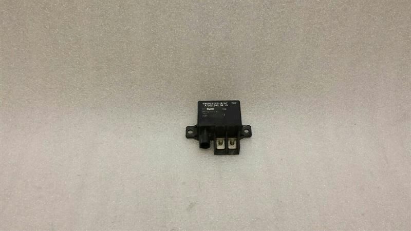 Mercedes E Class W211 E500 Relay A0025423819 Relay Battery Battery