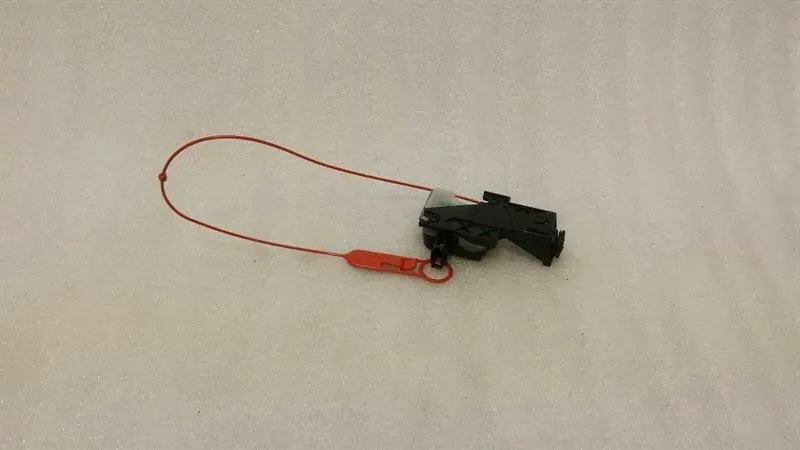 Mercedes E Class W212 W207 Fuel Cap Actuator A2048200072 Fuel Flap Actuator