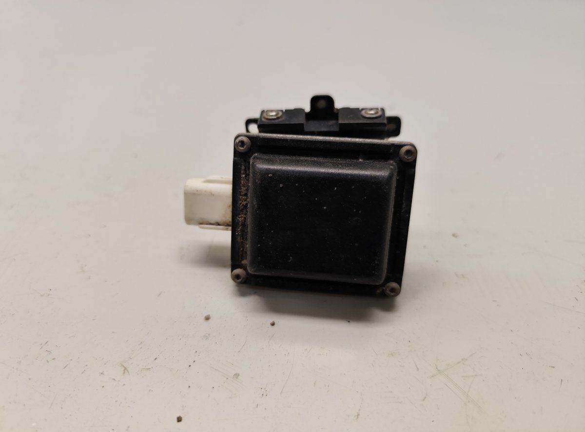 7R010014 BLIND SPOT radar  sensor JAGUAR XJ (X351) (2009-2019)