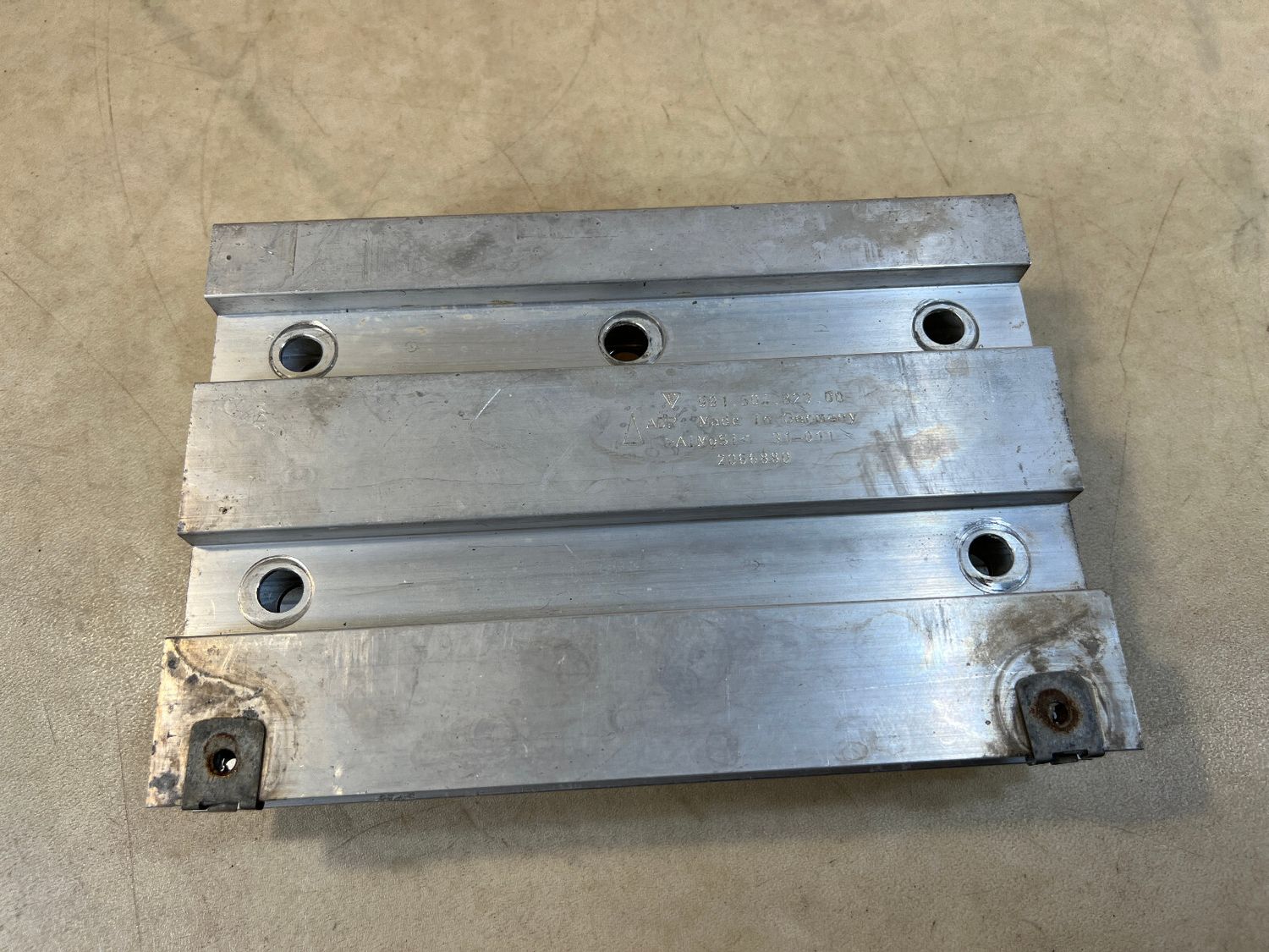 Porsche 911 991 GENUINE Connection Tunnel Carrier Support Bracket