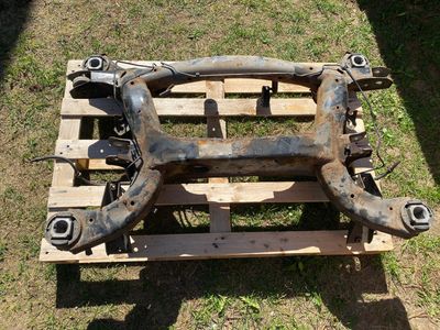 GENUINE BMW X5 E70 X6 E71 Rear axle carrier 33316863815