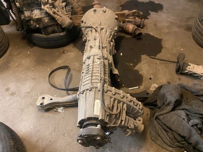 VW TOUAREG 7L 02-07 АВТОМАТИЧНА СКОРОСТНА КУТИЯ С РАЗДАТОЧНА КУТИЯ 09D300036RX