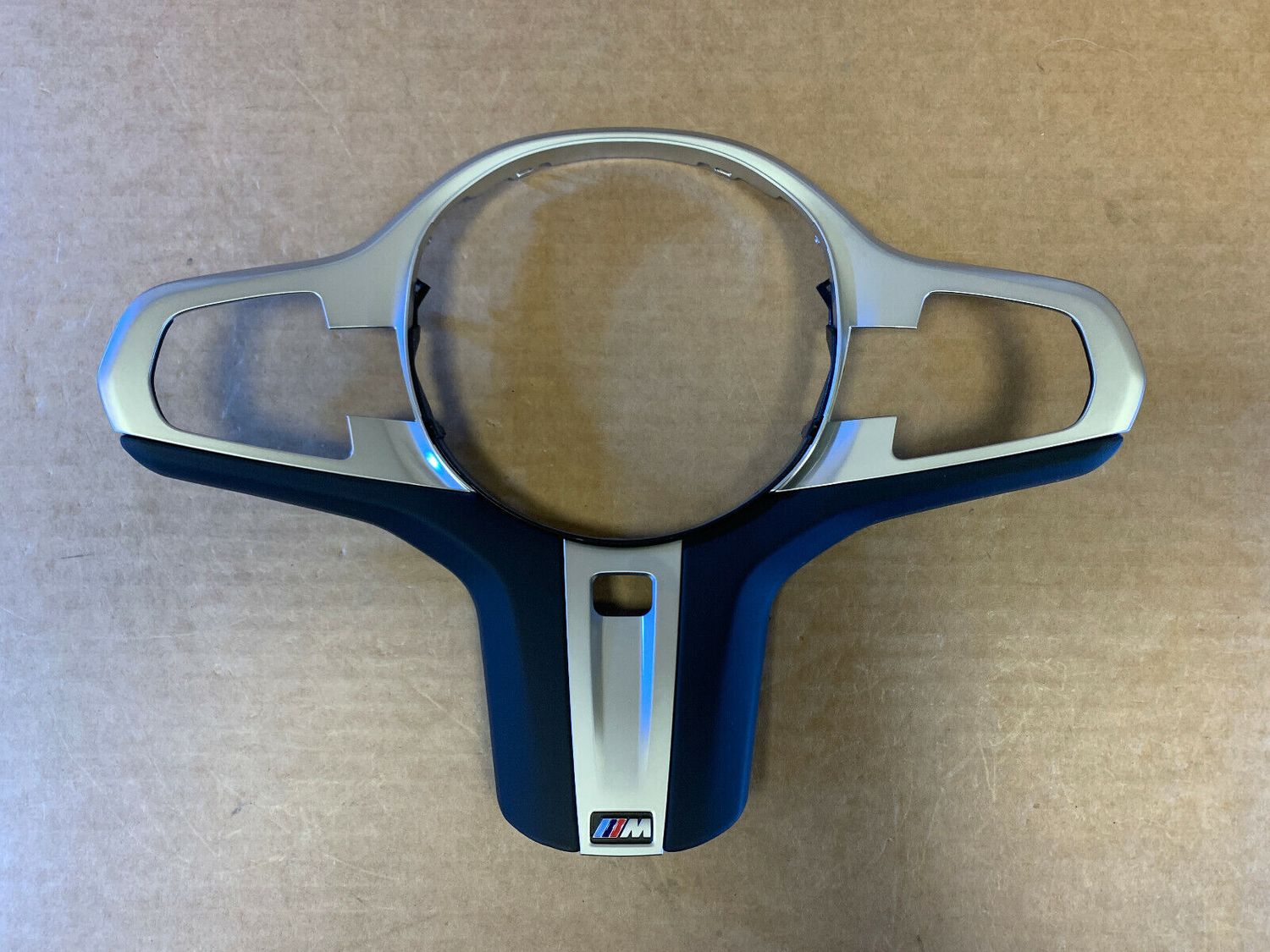 BMW 5 6 7 X3 X4 G30 G31 G32 G11 G12 G01 G02 G08 M Steering Wheel Trim Cover
