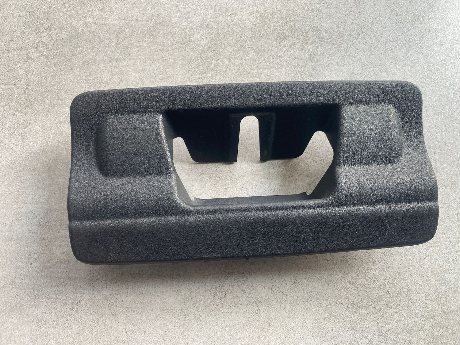GENUINE Land Rover Range Rover Sport L320 REAR TAILGATE TRIM ERK500561