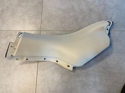 ОРИГИНАЛЕН Land Rover Range Rover Sport L320 ЗАДЕН ЛЯВ ПАНЕЛ НА БАГАЖНИК