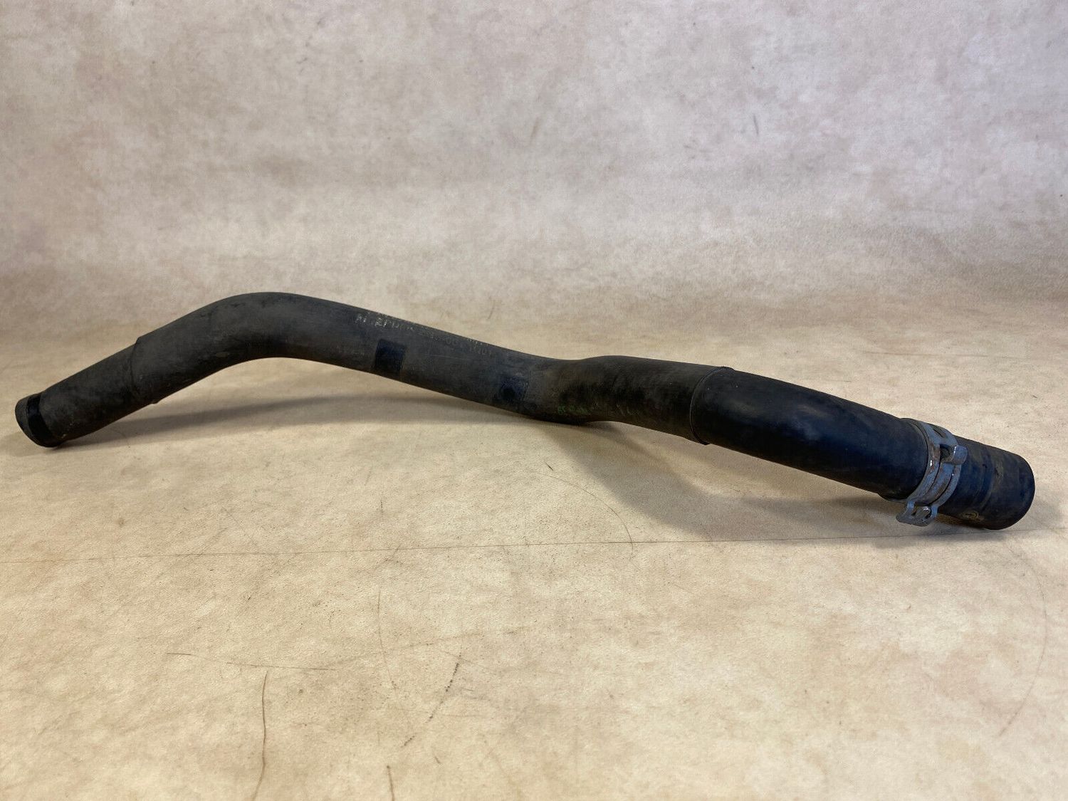 Mercedes G class W463 Genuine Molded hose A4635011684