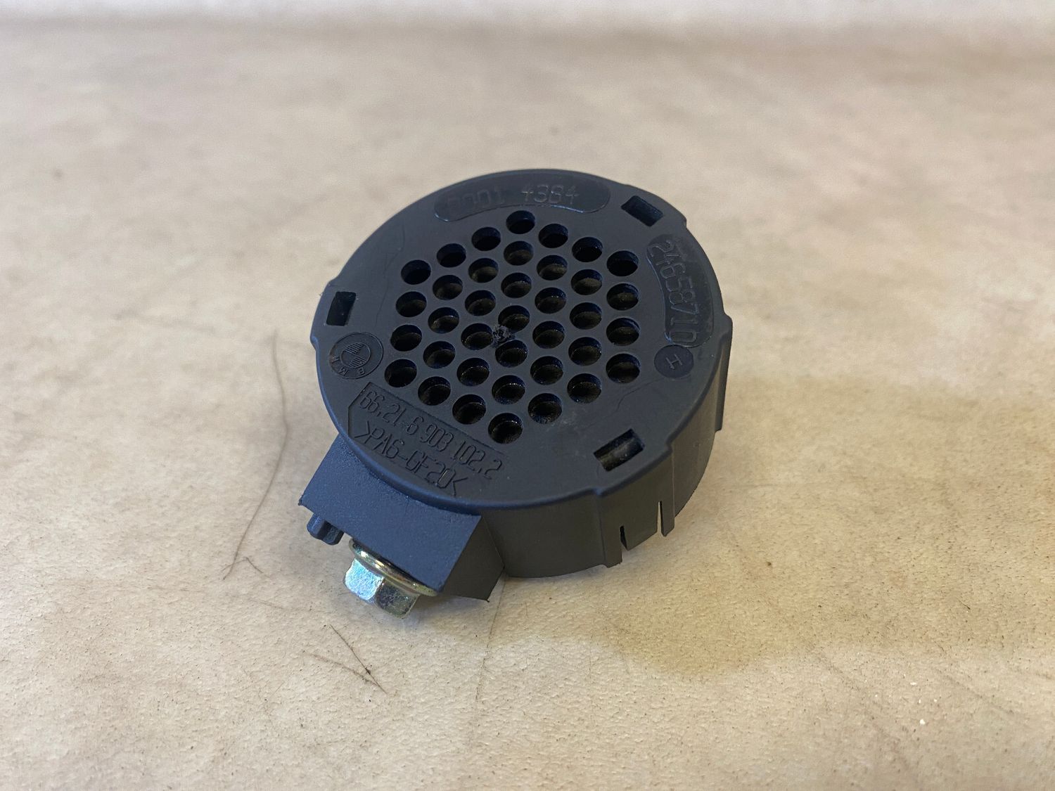 OEM RANGE ROVER RIGHT REAR PARKING DISTANCE SPEAKER