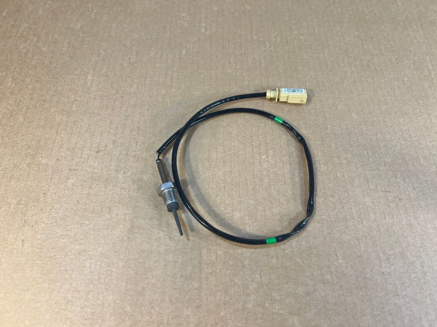 GENUINE AUDI SKODA VOLKSWAGEN Flue gas temperature sensor 04L906088JK