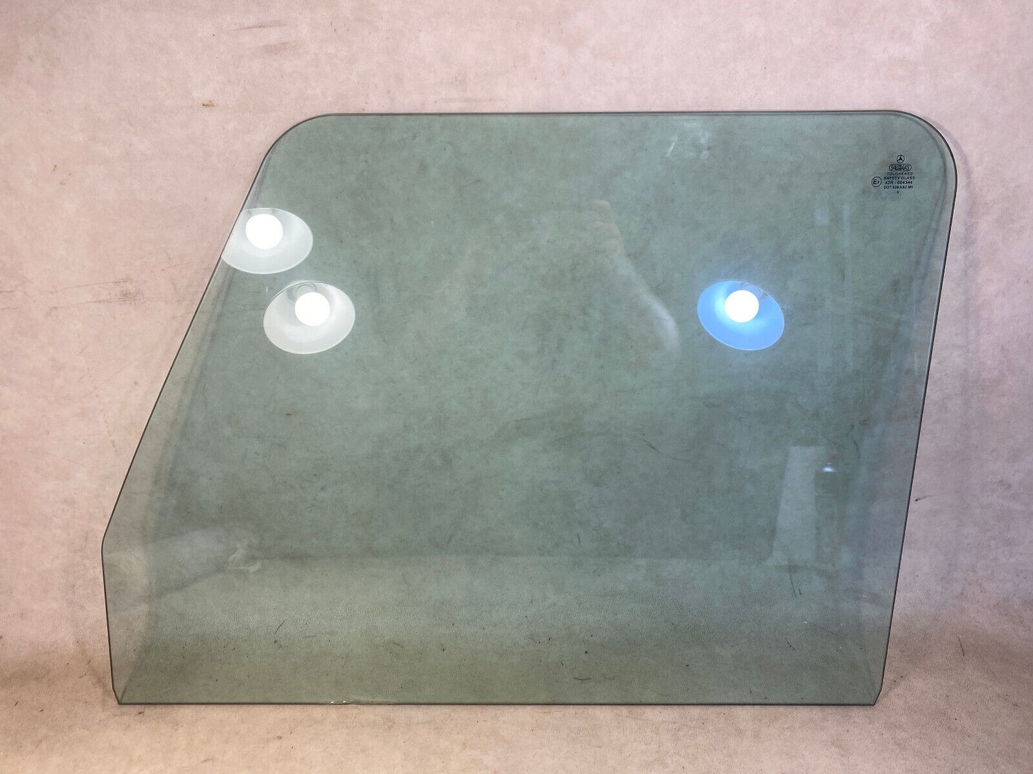 Mercedes G class W463 GENUINE Front Left ore Right Door Window A4637250510