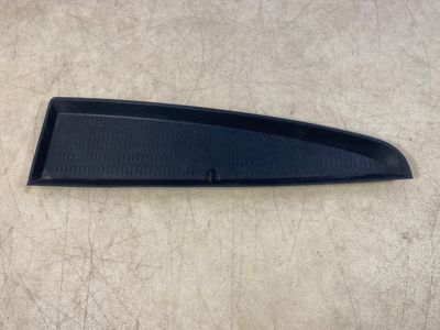 BMW X5 E70 E70 LCI X6 E71 E72 OEM ПРЕДНА ДЯСНА Вложка за съхранение Мат Черен капак