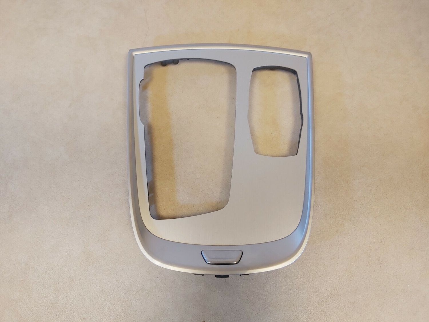 NEW Genuine BMW G11 G12 725d 725Ld 730d 730dX Trim Middle Aluminium 51169301738