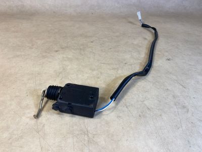 Mercedes G class W463 Genuine Door Lock Actuator A0048202542